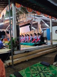 Pagelaran Wayang Kulit di Baldus B. 8